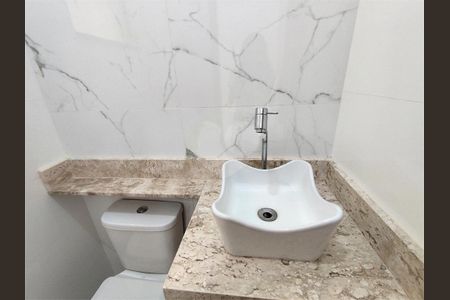 Casa à venda com 110m², 3 quartos e 2 vagas