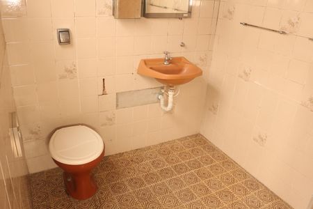 Casa à venda com 49m², 1 quarto e sem vagaBanheiro