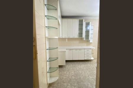 Casa à venda com 250m², 3 quartos e 3 vagas