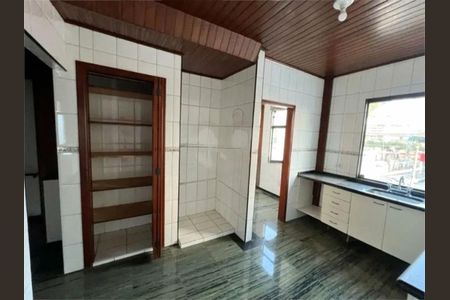 Casa à venda com 370m², 4 quartos e 10 vagas