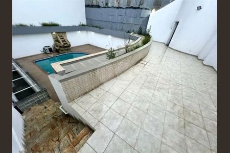 Casa à venda com 370m², 4 quartos e 10 vagas
