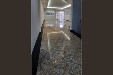 Casa à venda com 190m², 4 quartos e 5 vagas