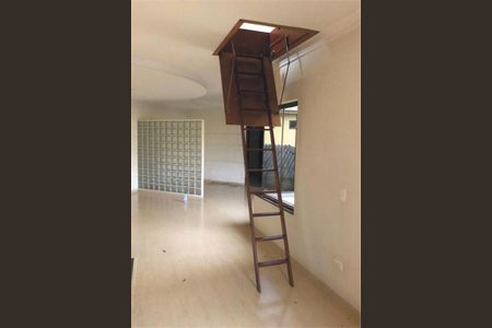 Casa à venda com 354m², 3 quartos e 4 vagas