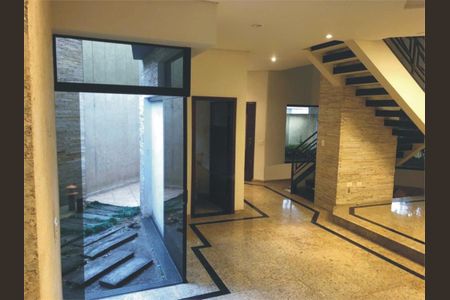 Casa à venda com 354m², 3 quartos e 4 vagas