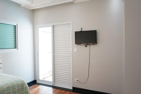 Casa à venda com 438m², 4 quartos e 6 vagasSuíte 4