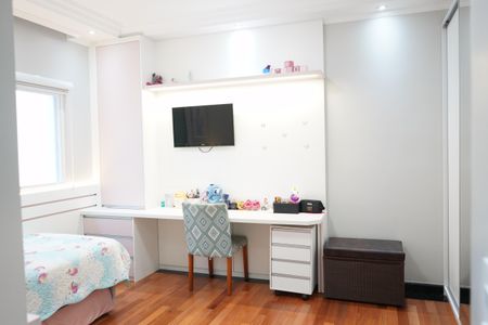 Casa à venda com 438m², 4 quartos e 6 vagasSuíte 3