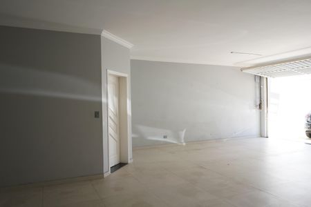 Casa à venda com 438m², 4 quartos e 6 vagasGaragem