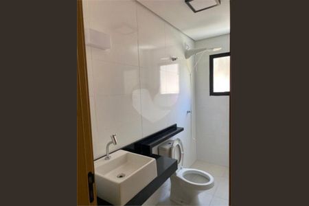 Casa à venda com 210m², 2 quartos e 1 vaga