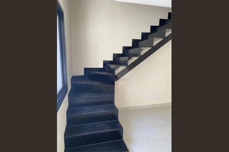 Casa à venda com 210m², 2 quartos e 1 vaga