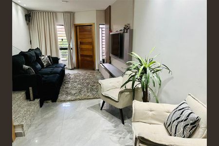 Casa à venda com 155m², 3 quartos e 4 vagas