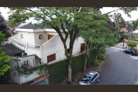 Casa à venda com 345m², 4 quartos e 4 vagas