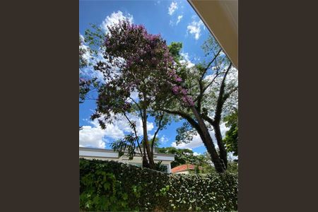 Casa à venda com 345m², 4 quartos e 4 vagas