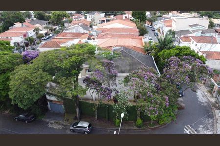 Casa à venda com 345m², 4 quartos e 4 vagas