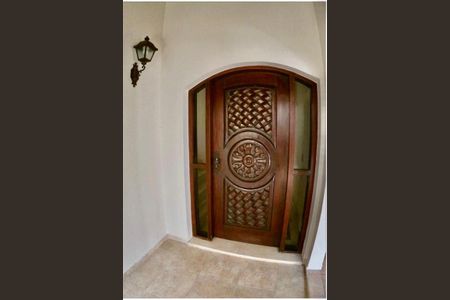 Casa à venda com 418m², 4 quartos e 6 vagas