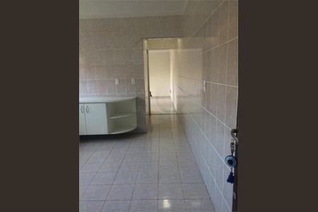 Casa à venda com 107m², 3 quartos e 3 vagas