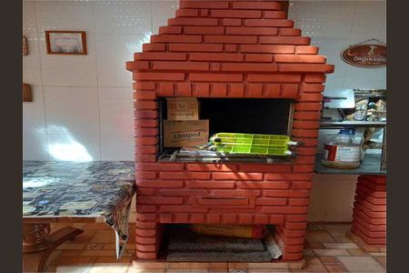 Casa à venda com 210m², 2 quartos e 4 vagas