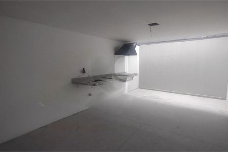 Casa à venda com 116m², 3 quartos e 3 vagas