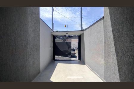 Casa à venda com 130m², 3 quartos e 2 vagas