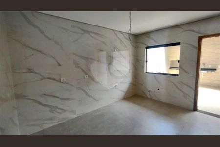 Casa à venda com 130m², 3 quartos e 2 vagas