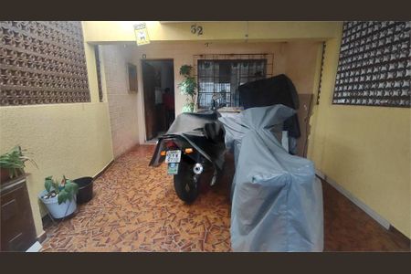 Casa à venda com 83m², 2 quartos e 1 vaga