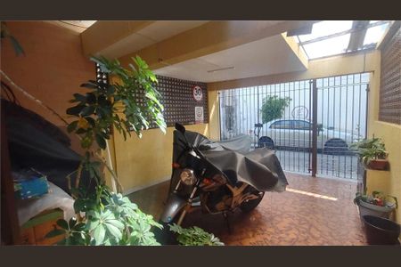 Casa à venda com 83m², 2 quartos e 1 vaga