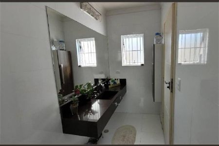 Casa à venda com 280m², 3 quartos e 2 vagas