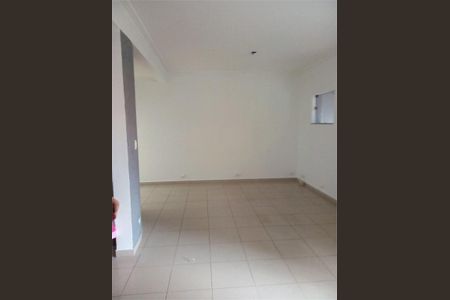 Casa à venda com 210m², 3 quartos e 4 vagas