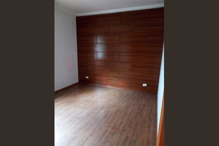 Casa à venda com 210m², 3 quartos e 4 vagas