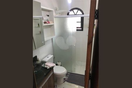 Casa à venda com 156m², 3 quartos e 4 vagas
