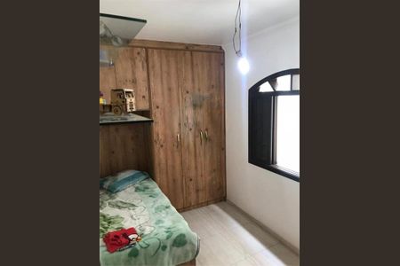 Casa à venda com 156m², 3 quartos e 4 vagas