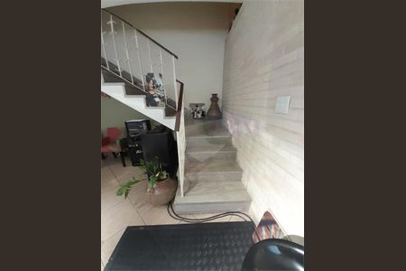 Casa à venda com 172m², 3 quartos e 2 vagas