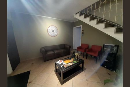 Casa à venda com 172m², 3 quartos e 2 vagas