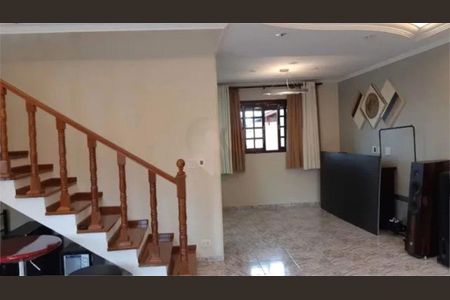 Casa à venda com 164m², 3 quartos e 3 vagas