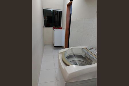 Casa à venda com 247m², 4 quartos e 4 vagas