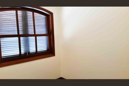 Casa à venda com 4 quartos, 340m² em Jardim Petropolis, São Paulo