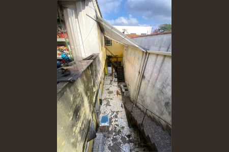 Casa à venda com 242m², 3 quartos e sem vaga