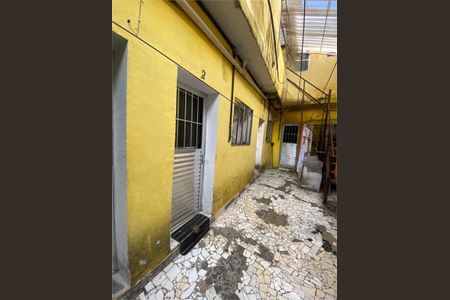 Casa à venda com 242m², 3 quartos e sem vaga
