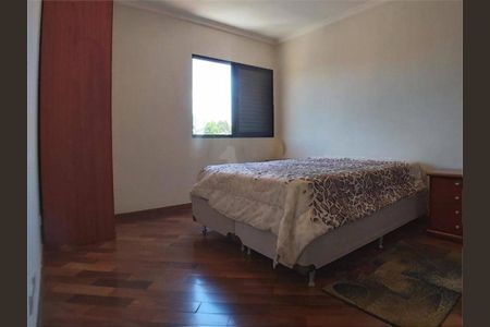 Casa à venda com 420m², 4 quartos e 6 vagas