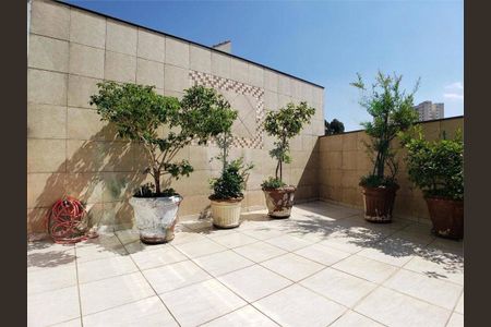Casa à venda com 420m², 4 quartos e 6 vagas