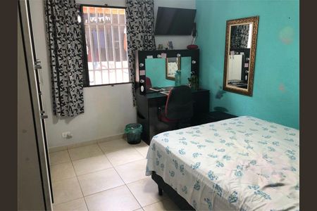 Casa à venda com 221m², 4 quartos e 2 vagas