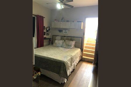 Casa à venda com 221m², 4 quartos e 2 vagas