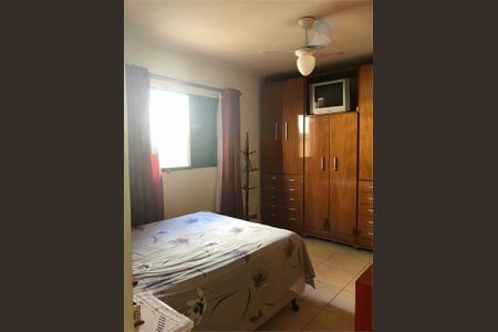Casa à venda com 221m², 4 quartos e 2 vagas