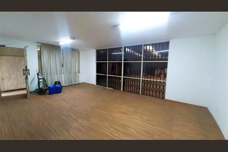Casa à venda com 400m², 4 quartos e 4 vagas