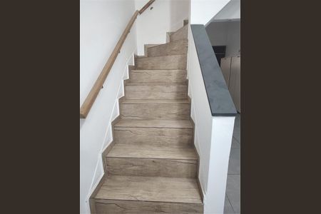 Casa à venda com 103m², 3 quartos e 2 vagas
