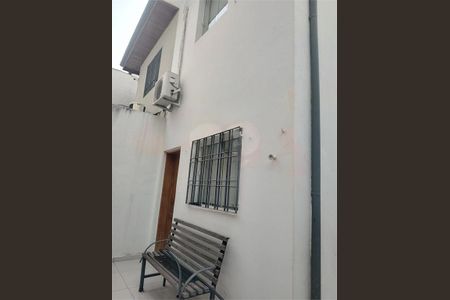 Casa à venda com 103m², 3 quartos e 2 vagas