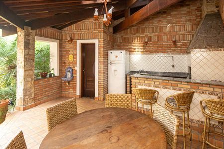 Casa à venda com 419m², 4 quartos e 2 vagas