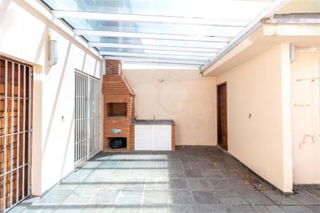 Casa à venda com 142m², 4 quartos e 2 vagas