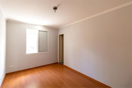 Casa à venda com 142m², 4 quartos e 2 vagas