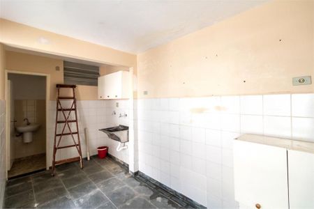 Casa à venda com 142m², 4 quartos e 2 vagas