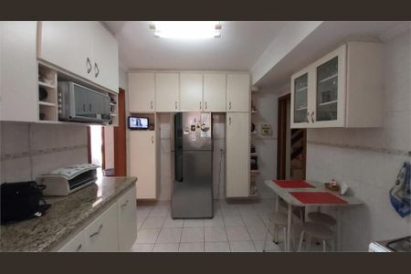 Casa à venda com 250m², 7 quartos e 7 vagas